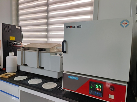 Digital display water bath constant temperature oscillator - Intelligent Integrated box Resistance Furnace (Muffle Furnace)